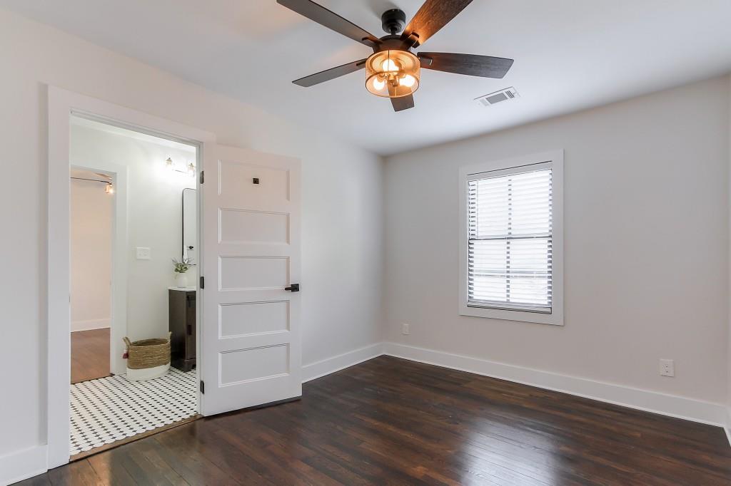 1476 Eason Street NW