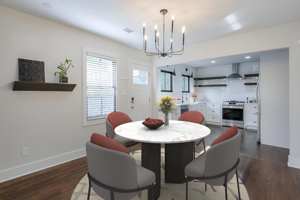 1476 Eason Street NW