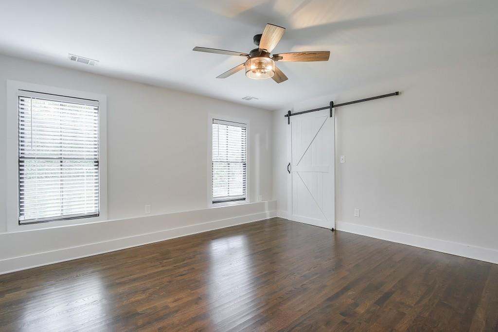 1476 Eason Street NW