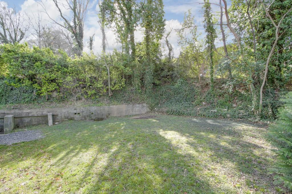 1476 Eason Street NW