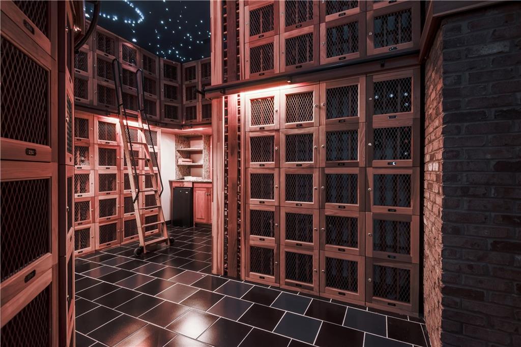 3338 Peachtree Road NE Unit 2402