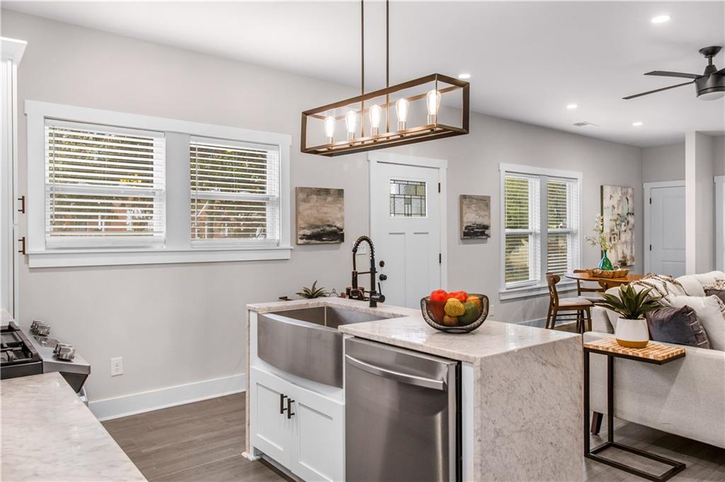 1382 Westboro Drive SW