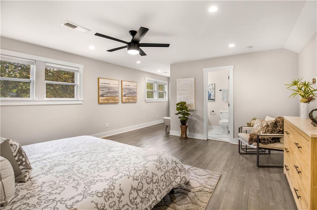 1382 Westboro Drive SW