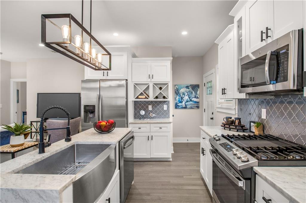 1382 Westboro Drive SW