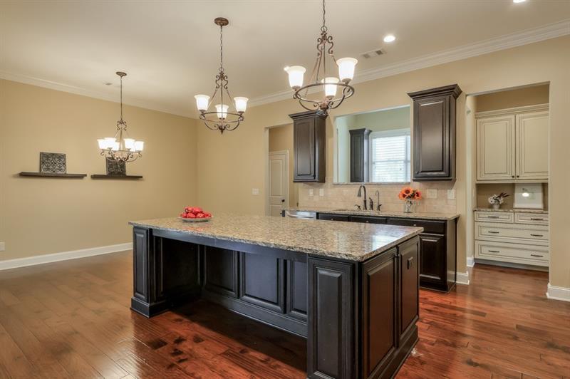 2005 Heathermere Way