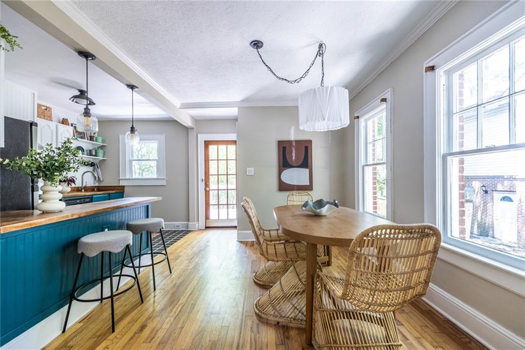 1055 Woodland Avenue SE