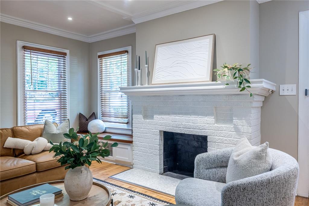 1055 Woodland Avenue SE