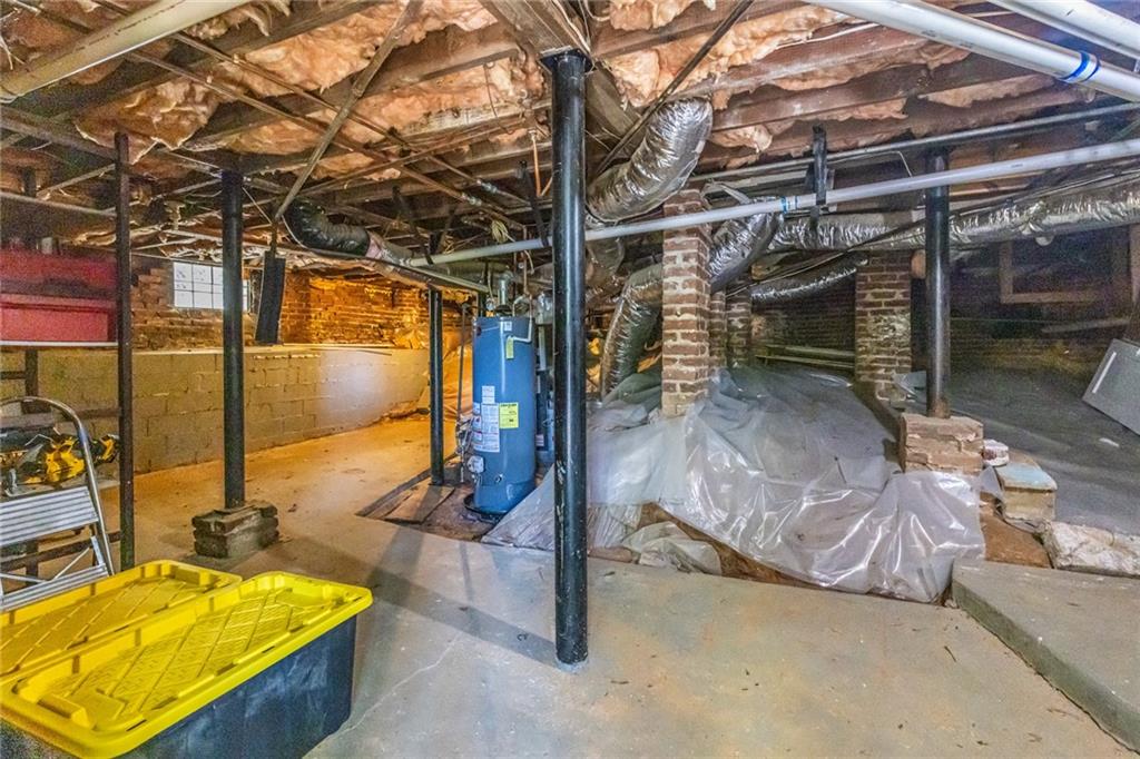 1055 Woodland Avenue SE