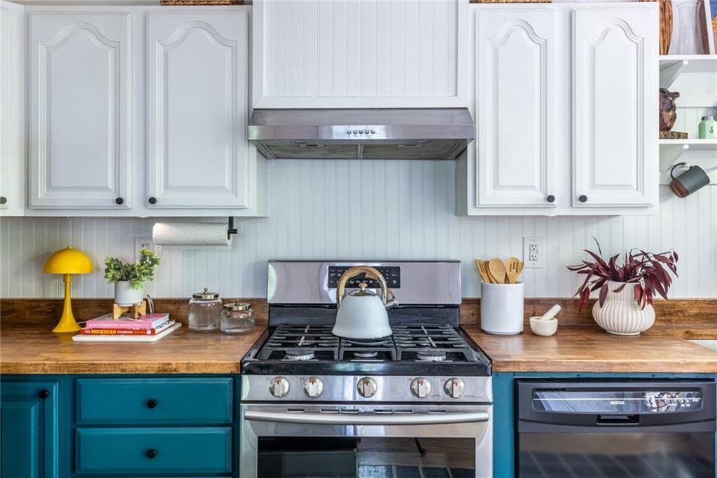 1055 Woodland Avenue SE