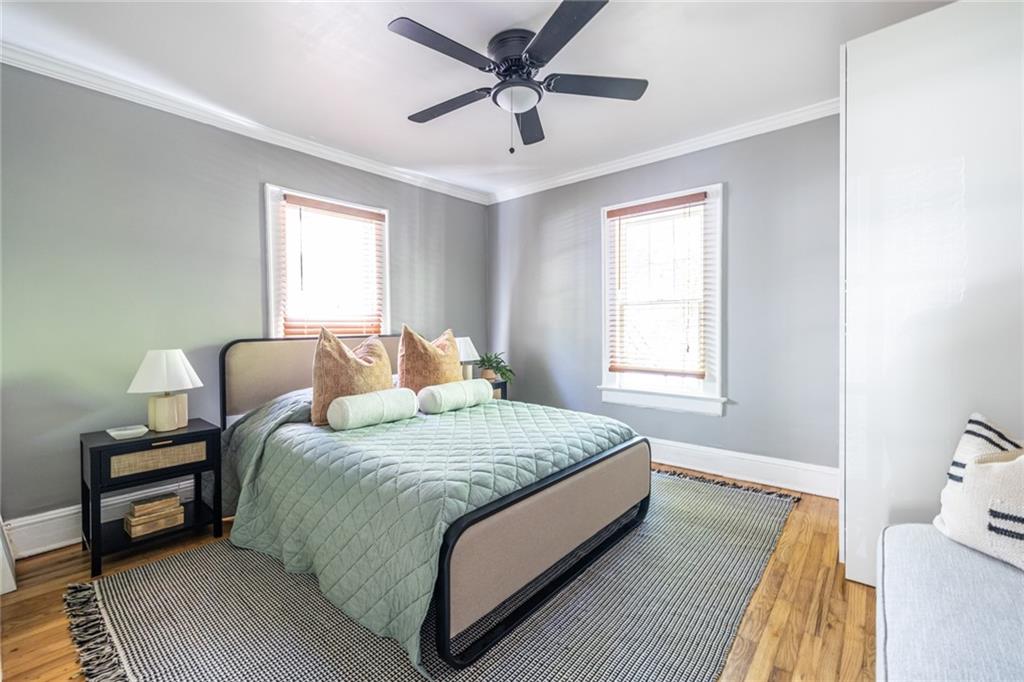 1055 Woodland Avenue SE