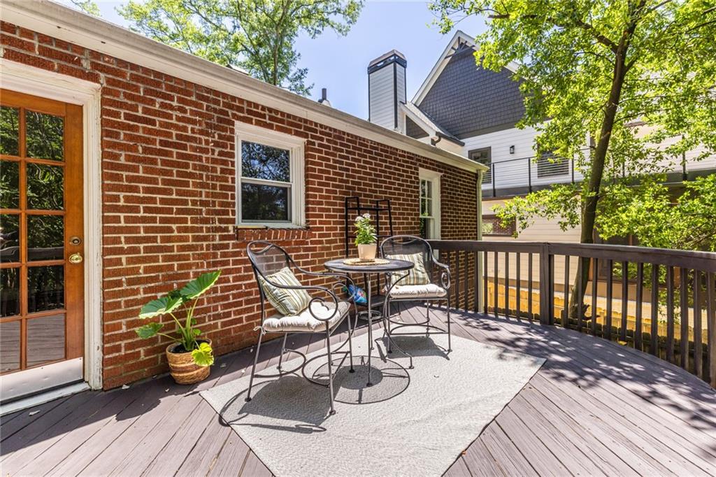 1055 Woodland Avenue SE