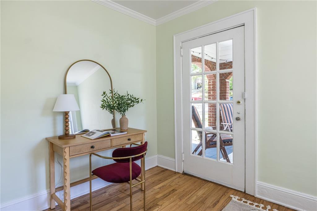 1055 Woodland Avenue SE