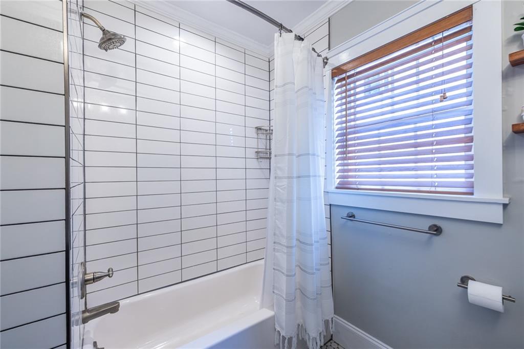 1055 Woodland Avenue SE