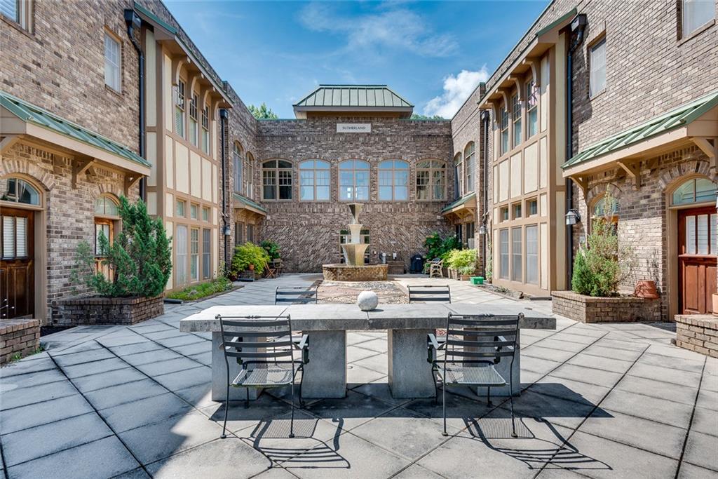 1870 Gordon Manor NE