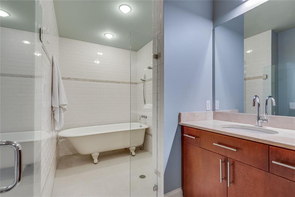 1870 Gordon Manor NE