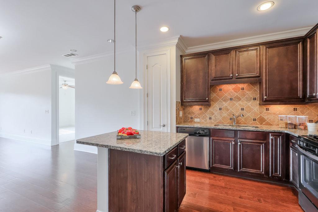 2300 Peachford Road Unit 4310