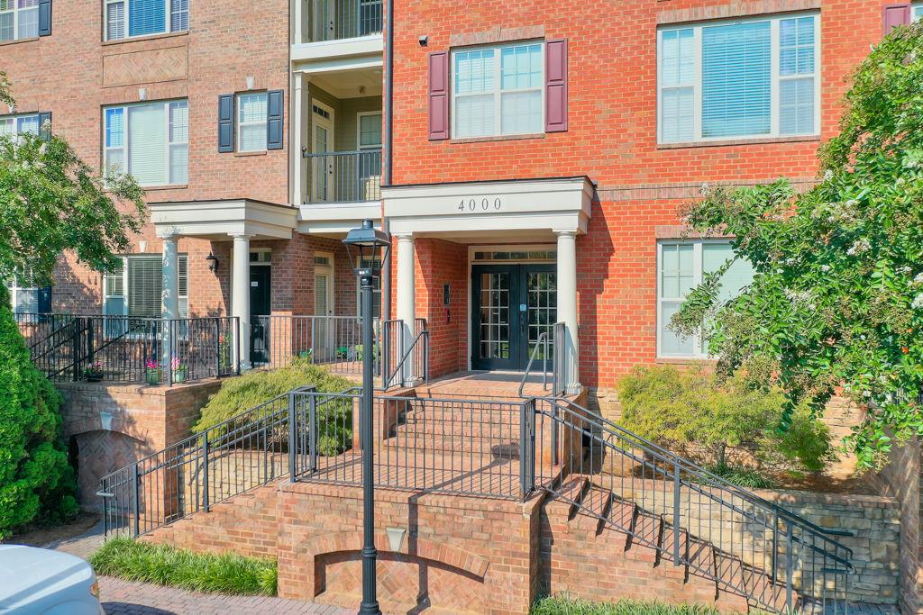 2300 Peachford Road Unit 4310