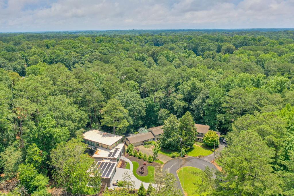 1490 Devonshire Court