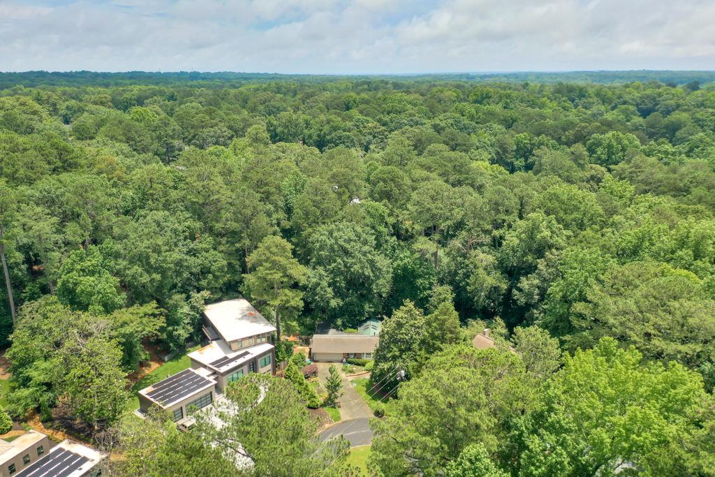 1490 Devonshire Court