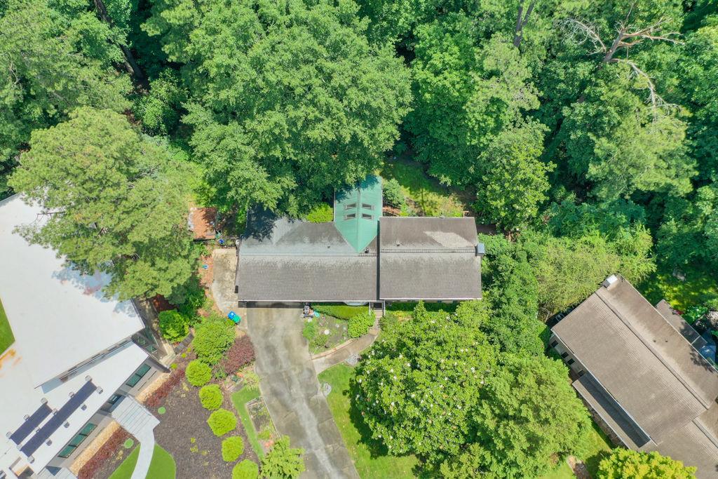 1490 Devonshire Court