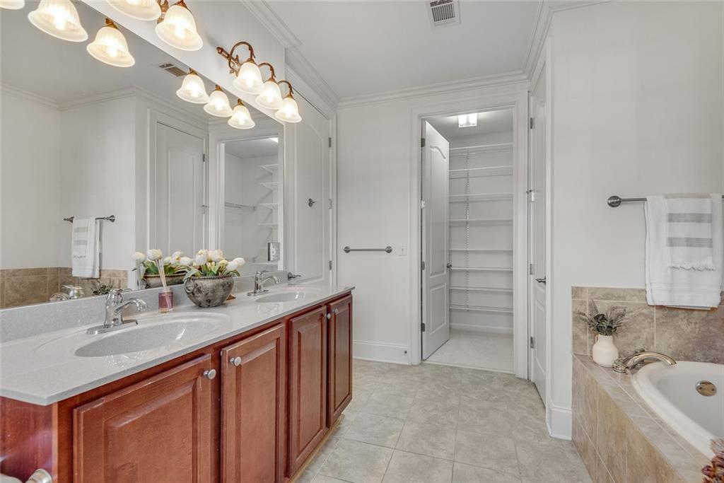 2300 Peachford Road Unit 2311