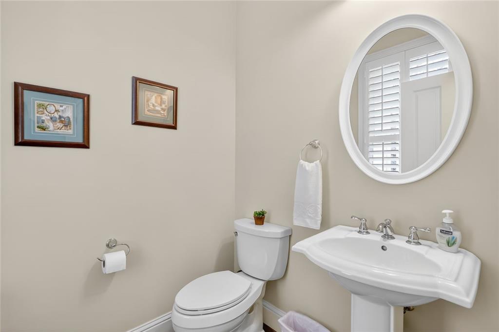 2066 Heathermere Way