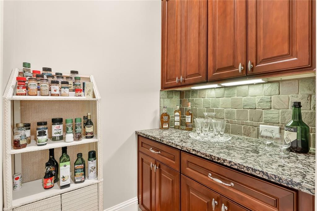 2066 Heathermere Way