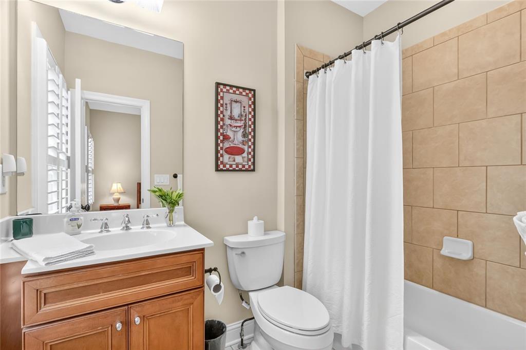 2066 Heathermere Way