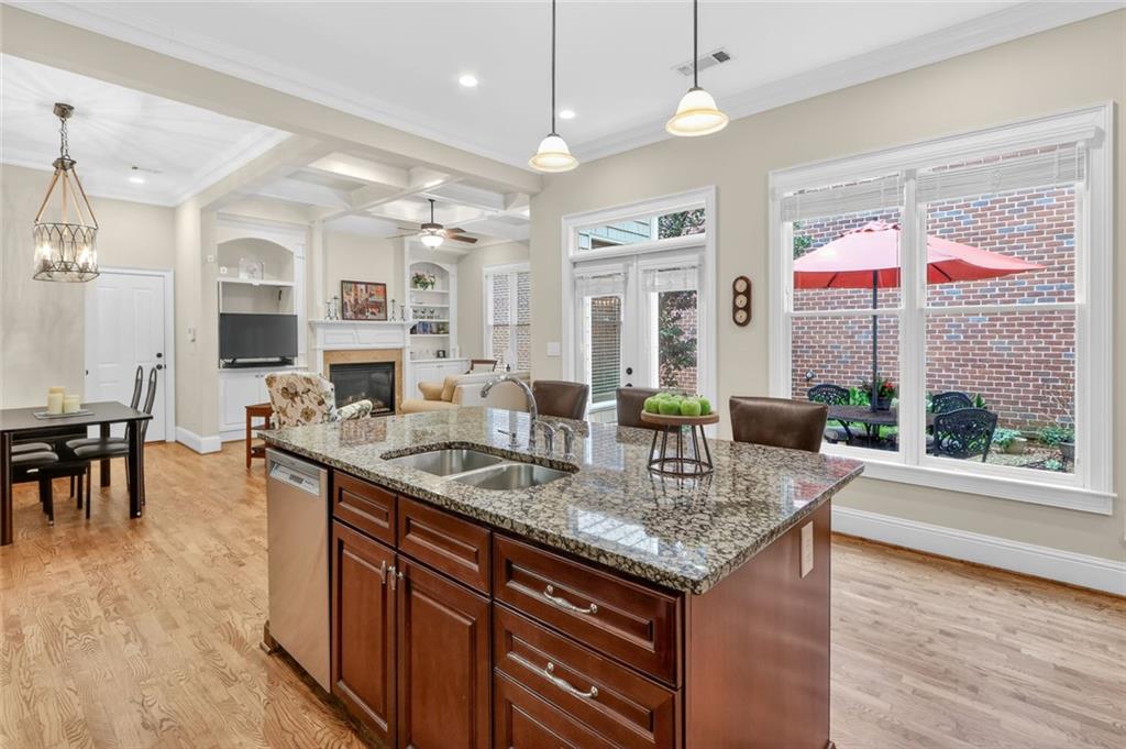 2066 Heathermere Way