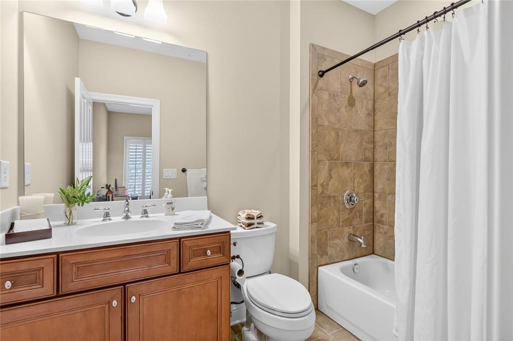 2066 Heathermere Way