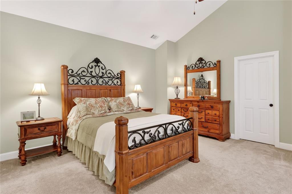 2066 Heathermere Way