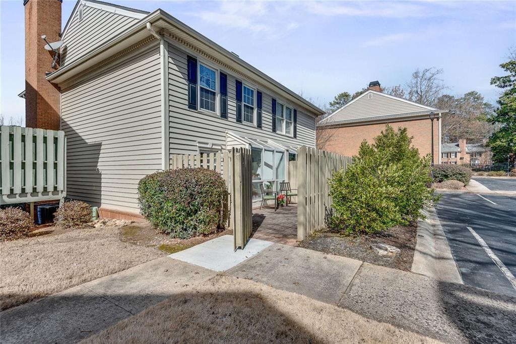 100 Mount Vernon Circle