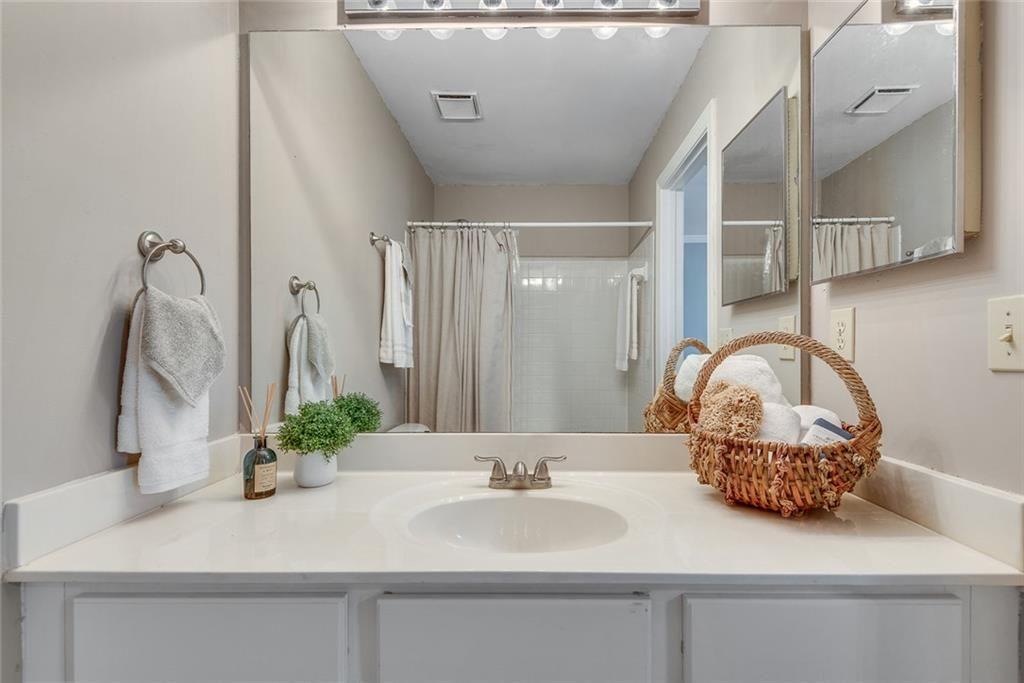 100 Mount Vernon Circle