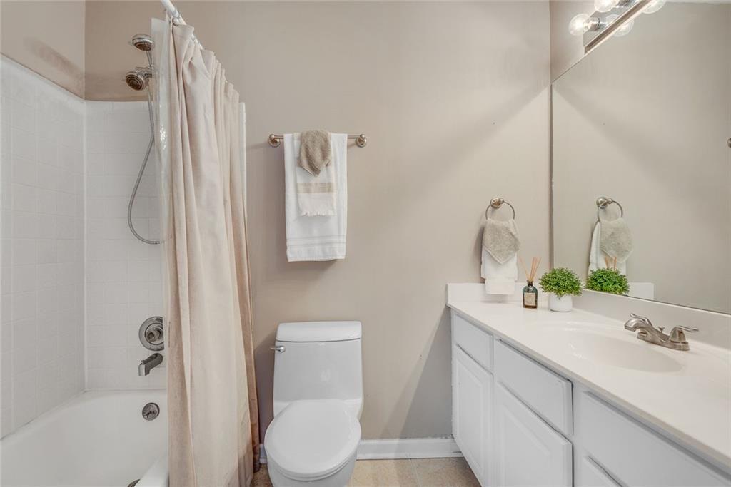 100 Mount Vernon Circle