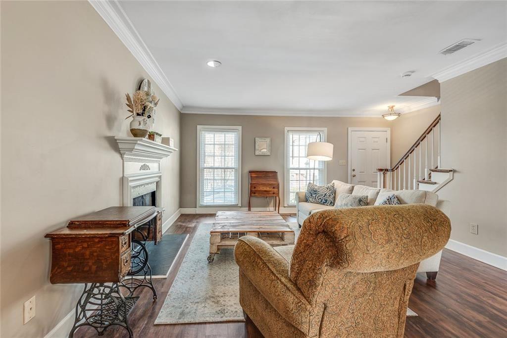 100 Mount Vernon Circle