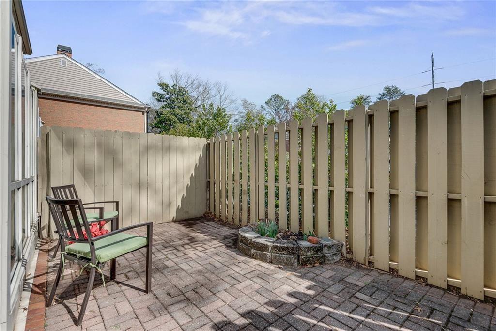 100 Mount Vernon Circle