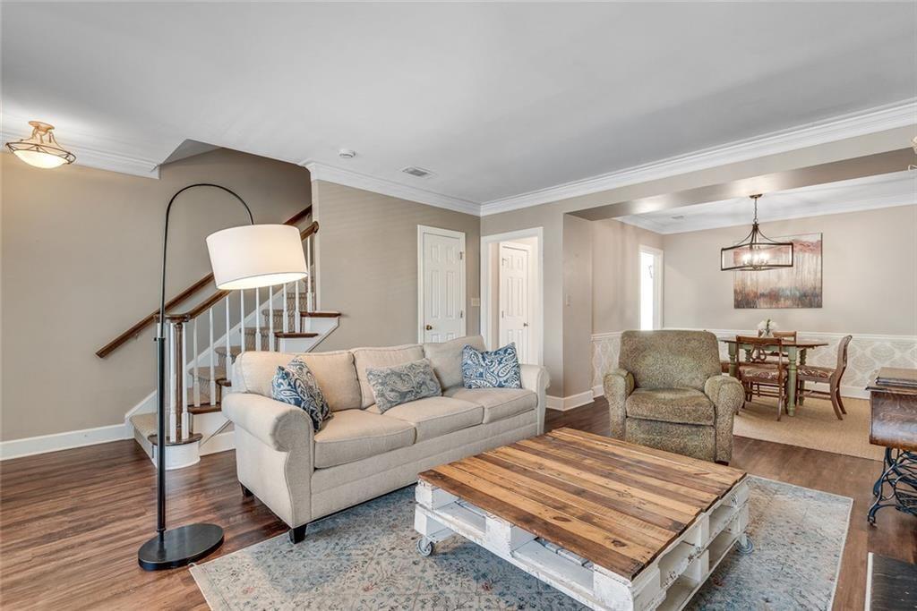 100 Mount Vernon Circle