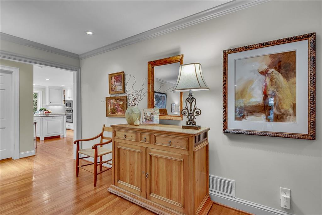 6242 Mountain Brook Way NW