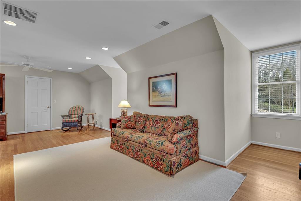 6242 Mountain Brook Way NW