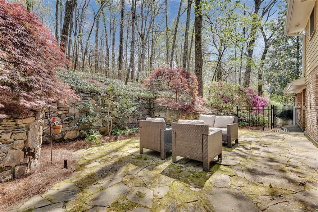 430 River Valley Road NW