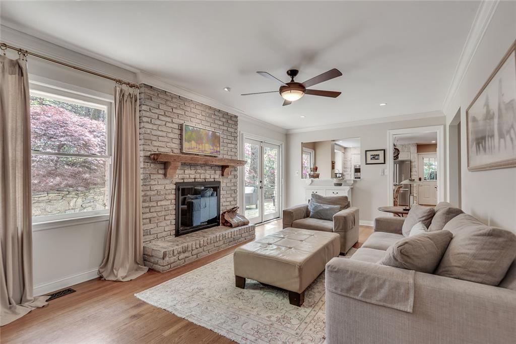 430 River Valley Road NW