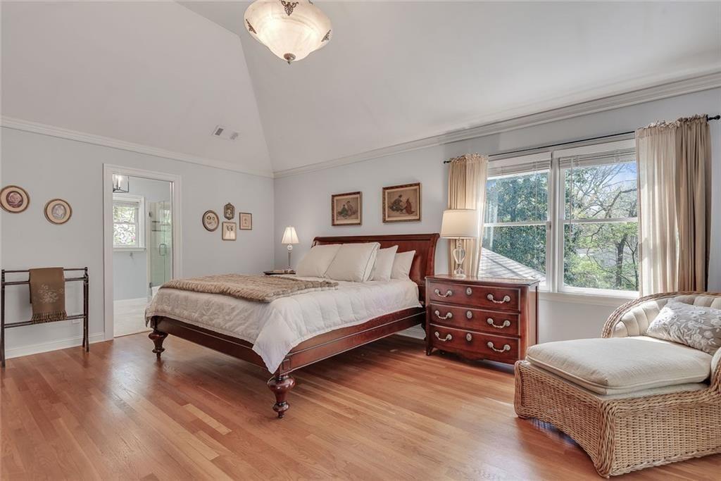 430 River Valley Road NW