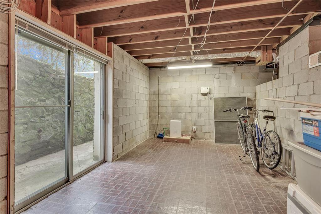 430 River Valley Road NW