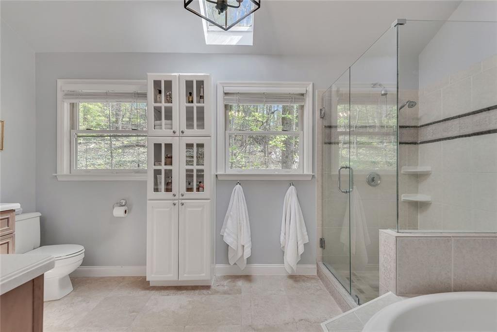 430 River Valley Road NW