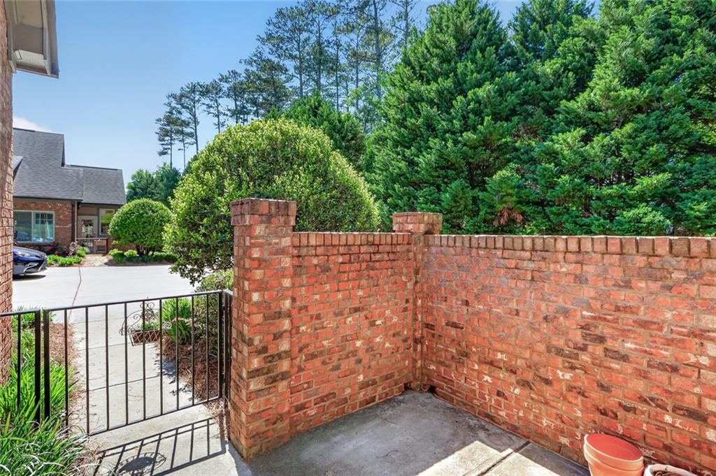 120 Chastain Road NW