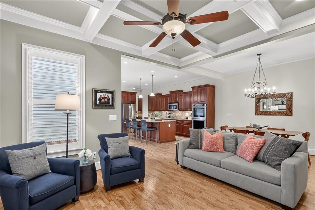 2058 Heathermere Way