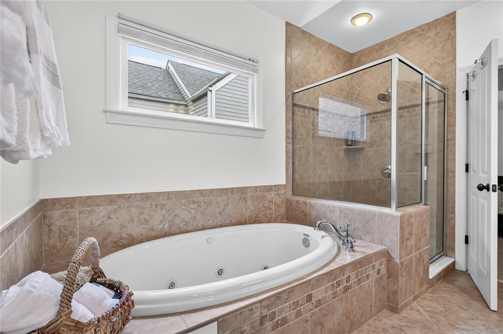 2058 Heathermere Way