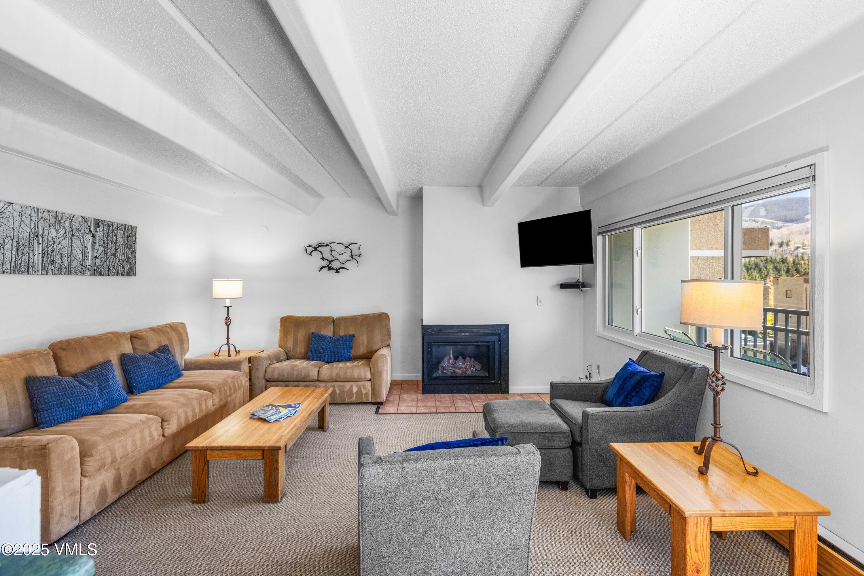 508 E Lionshead, 310/Week 37