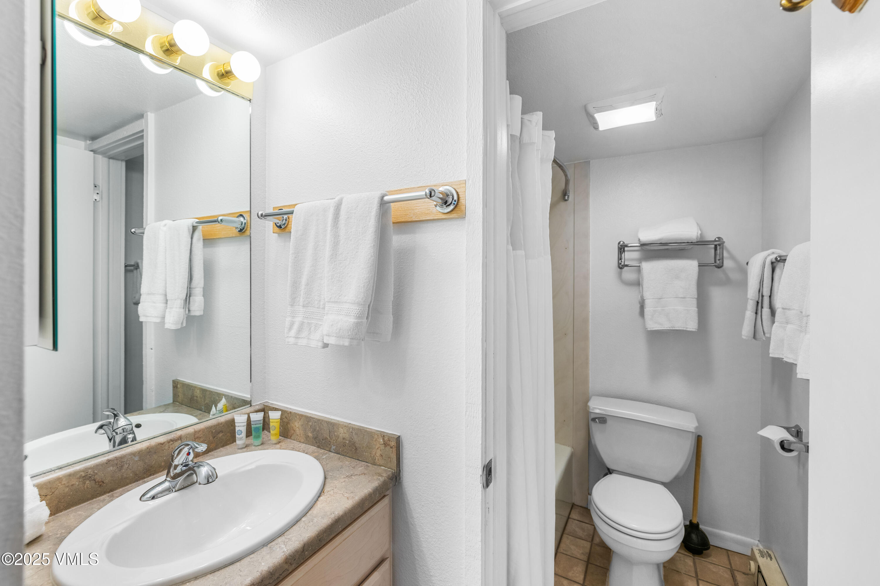 508 E Lionshead, 310/Week 23