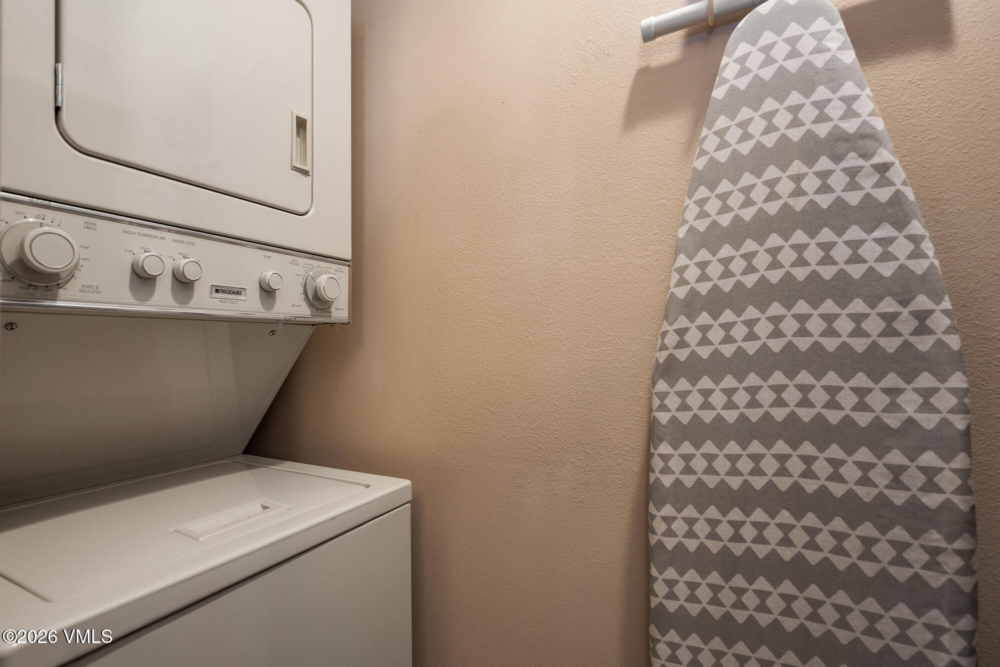 46 Avondale Lane 307/Weeks 9&10